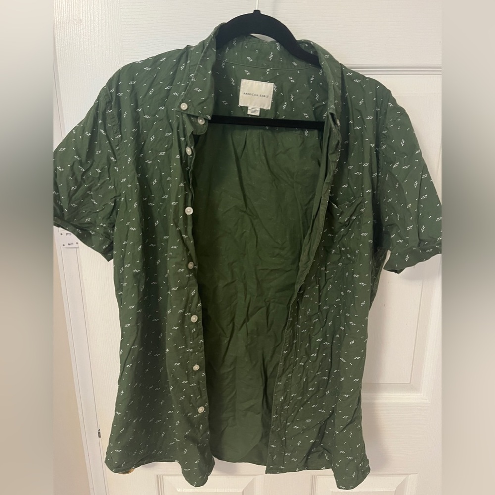 American Eagle Geometric Men’s Button Up
